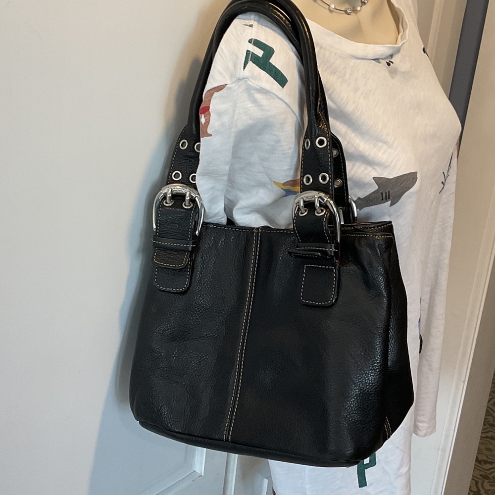 Tignanello handbag. Pebbled leather.